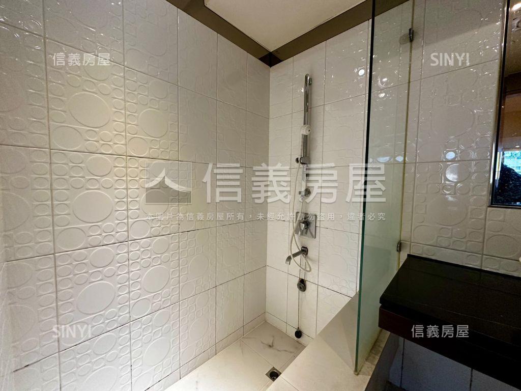 世界之心一房免千萬房屋室內格局與周邊環境