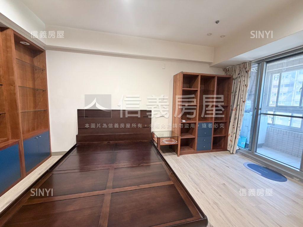 陽光天廈近汐科站房屋室內格局與周邊環境