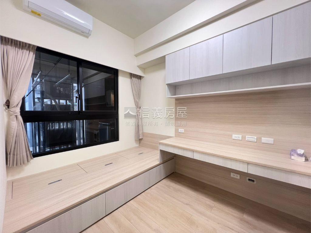 近南興國小精緻兩房附車位房屋室內格局與周邊環境