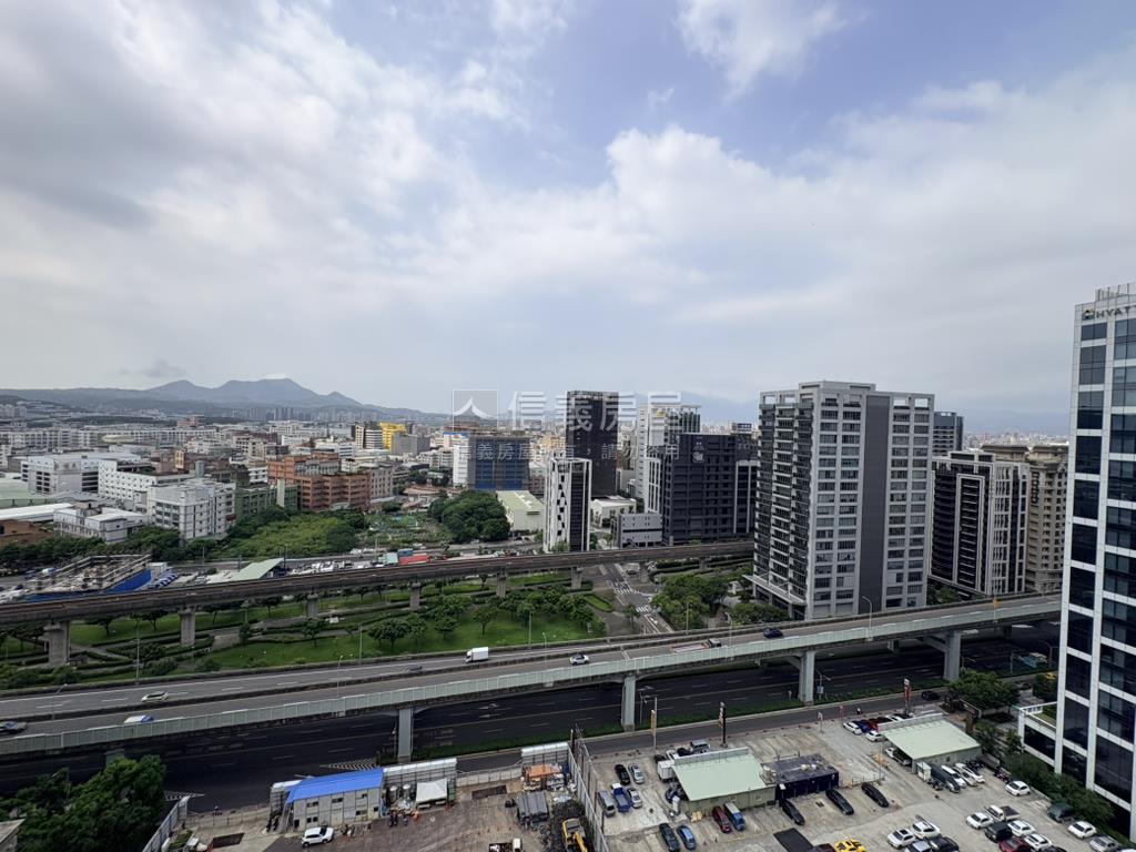 全新百邑景觀２房２衛車位房屋室內格局與周邊環境