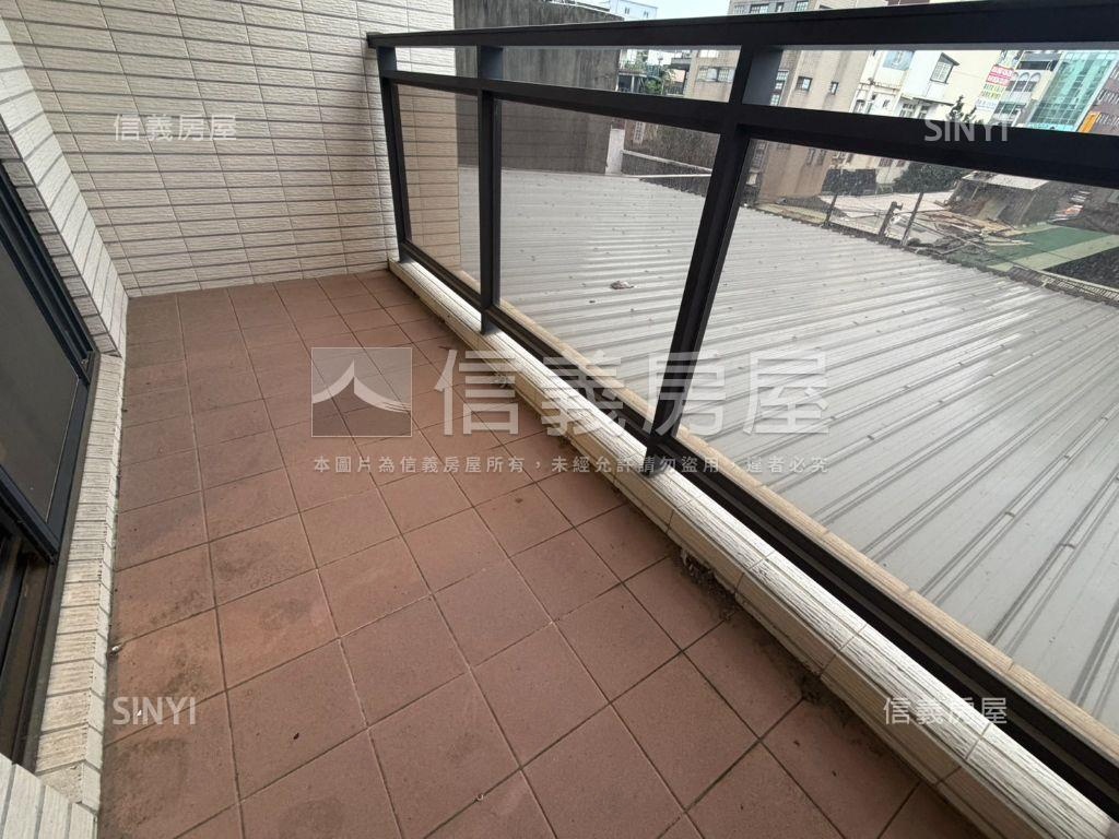 中壢市區大地坪透店房屋室內格局與周邊環境