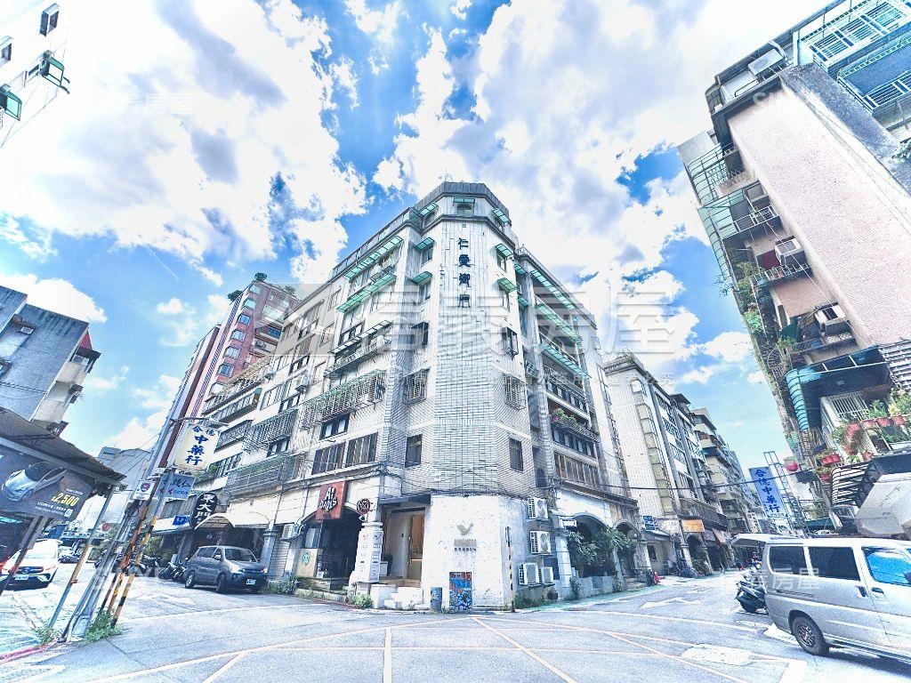 國館仁愛御府優質金店面房屋室內格局與周邊環境