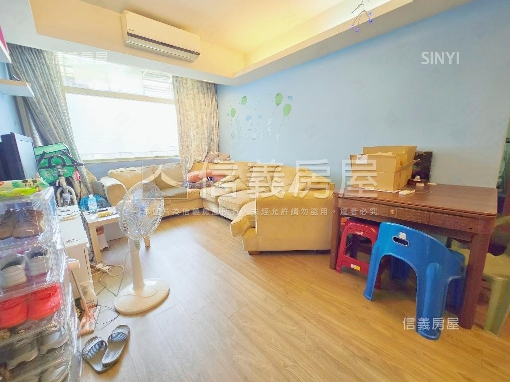 近捷運公寓三樓房屋室內格局與周邊環境