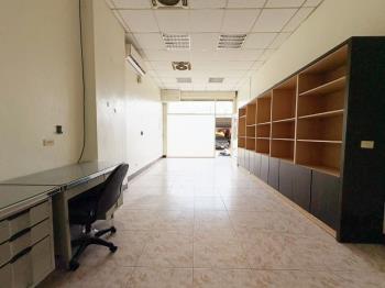 近未來體育園區金店面