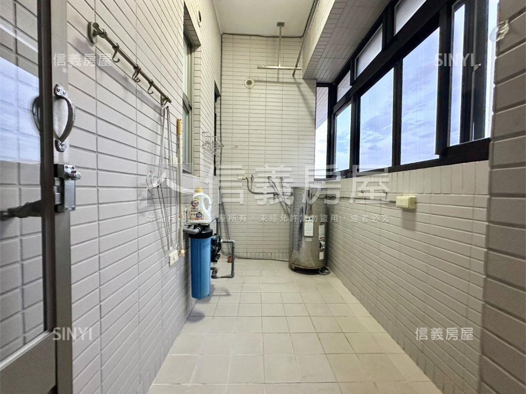 二空高樓裝潢三房平車房屋室內格局與周邊環境