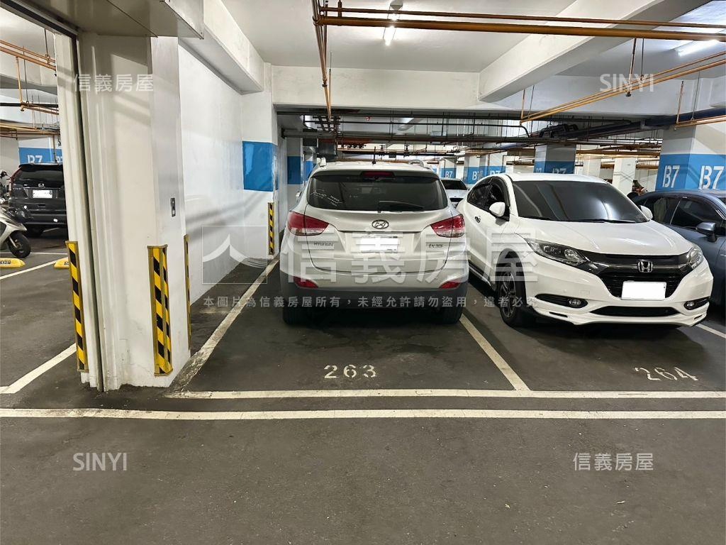 二空高樓裝潢三房平車房屋室內格局與周邊環境