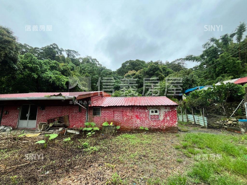 稀有三峽鳶山旁土地房屋室內格局與周邊環境