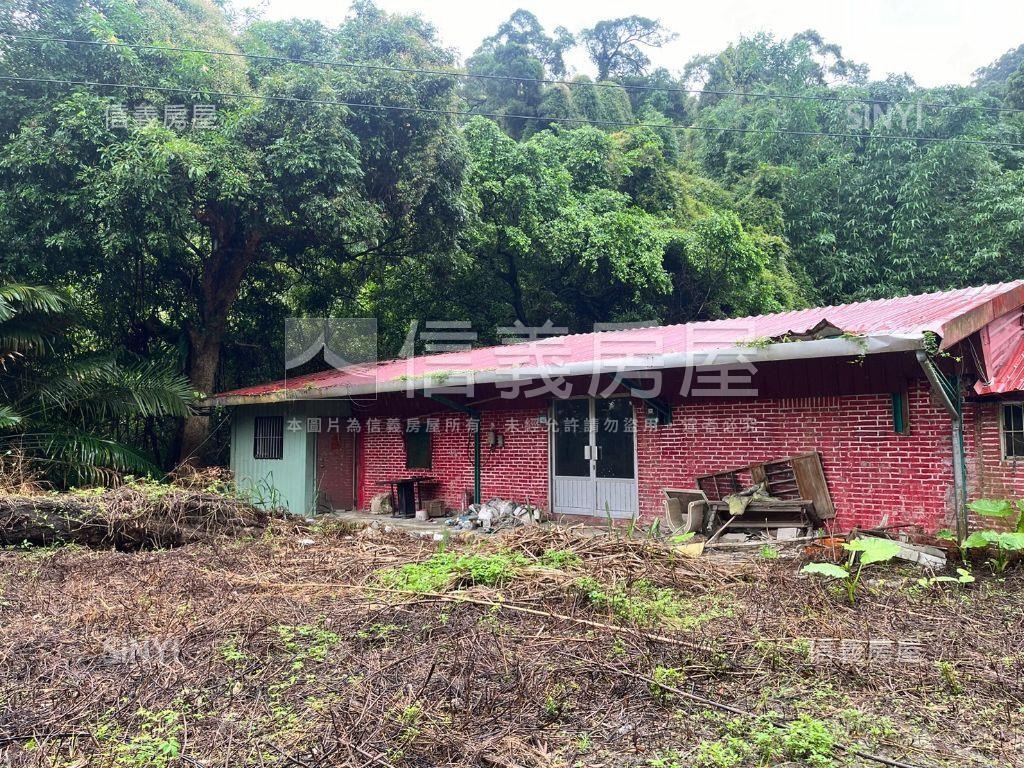 稀有三峽鳶山旁土地房屋室內格局與周邊環境