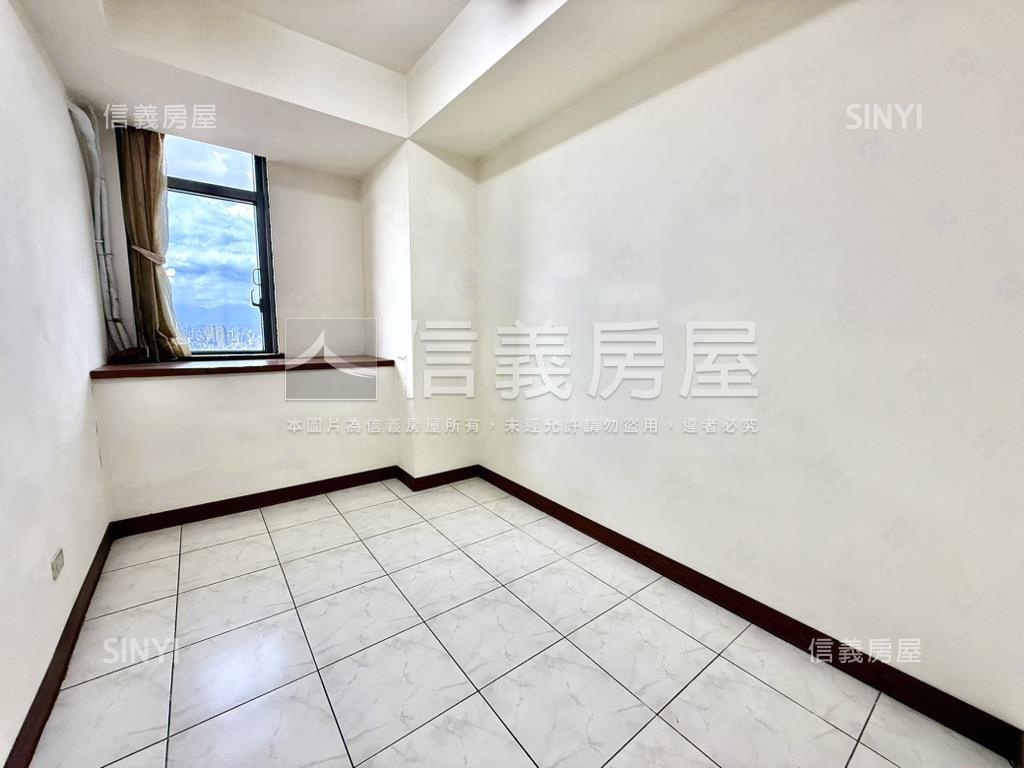 景平站天空之城高樓二房車房屋室內格局與周邊環境
