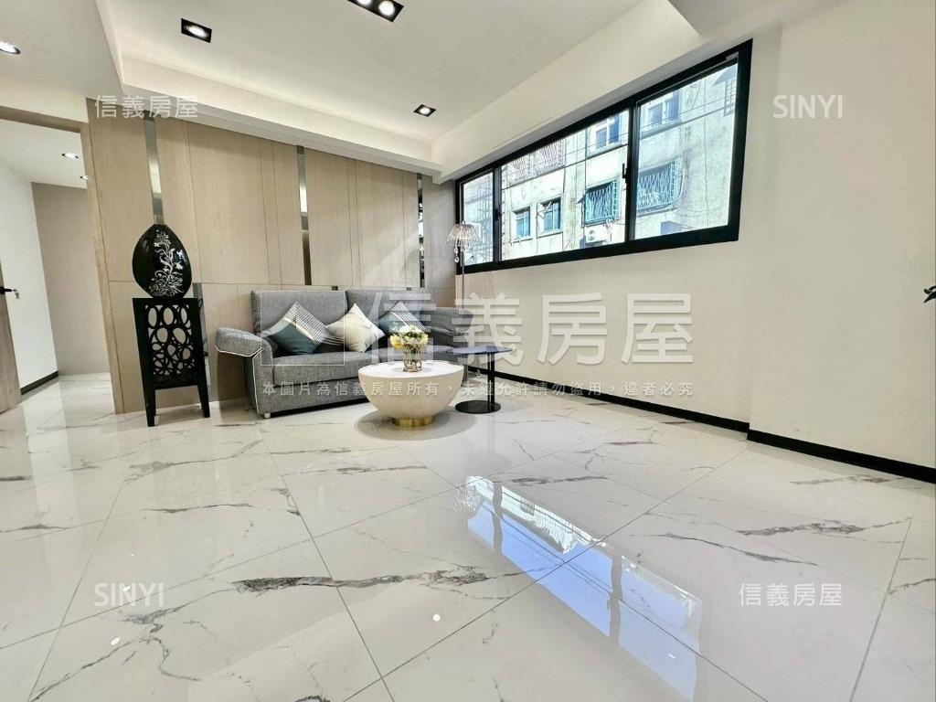 自強裝潢美二樓房屋室內格局與周邊環境