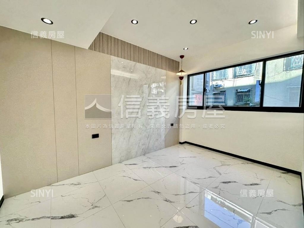 自強裝潢美二樓房屋室內格局與周邊環境
