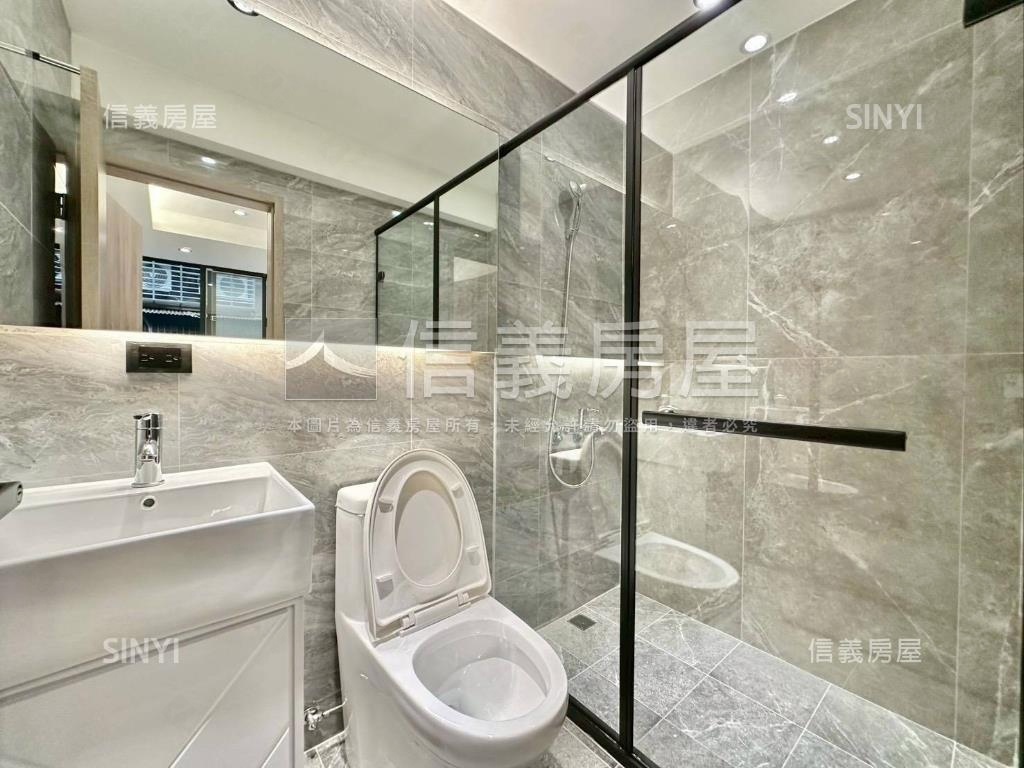 自強裝潢美二樓房屋室內格局與周邊環境