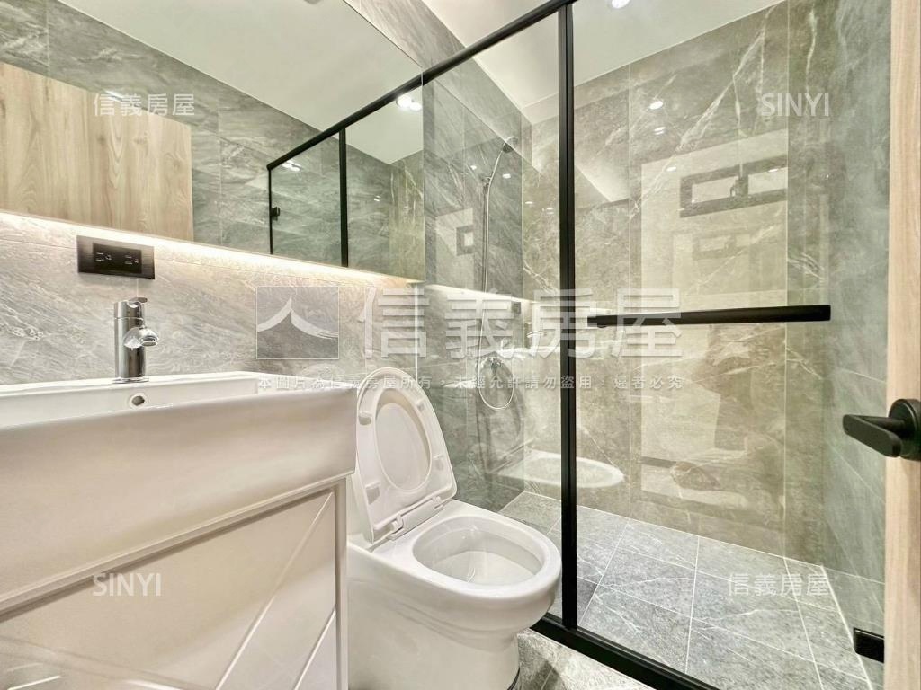 自強裝潢美二樓房屋室內格局與周邊環境