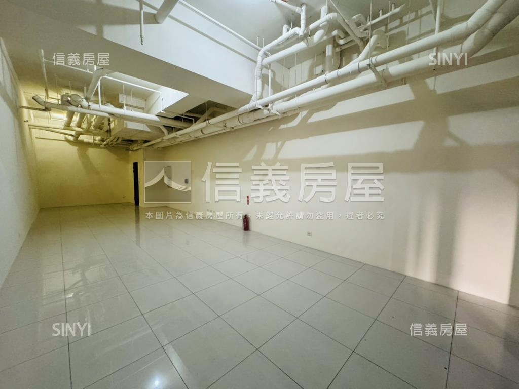 Ａ５新潤二樓商辦．店面房屋室內格局與周邊環境