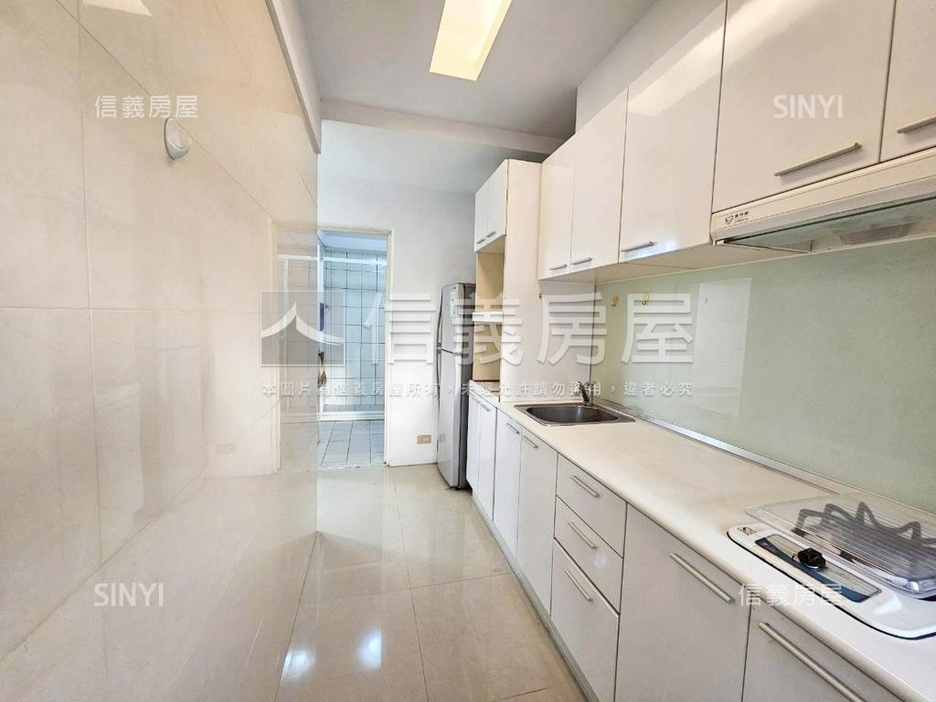 近央北小資好成家電梯房房屋室內格局與周邊環境