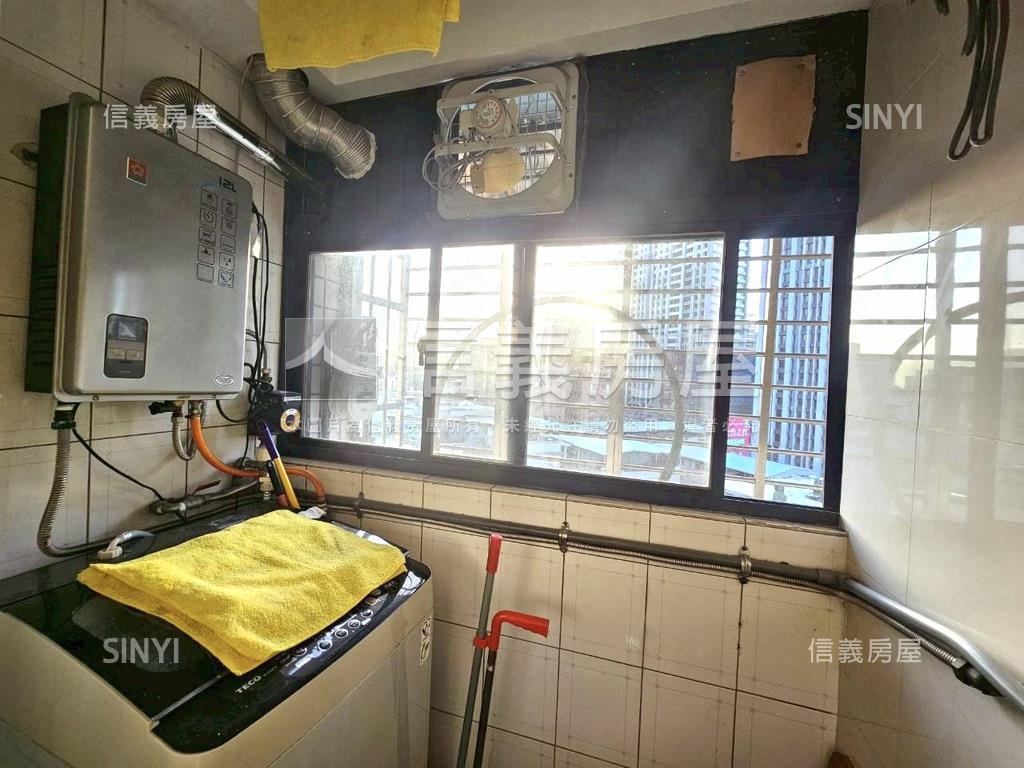 近央北小資好成家電梯房房屋室內格局與周邊環境