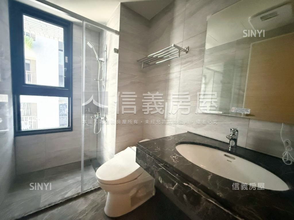 全新大映ＶＩＴＡ兩房車位房屋室內格局與周邊環境