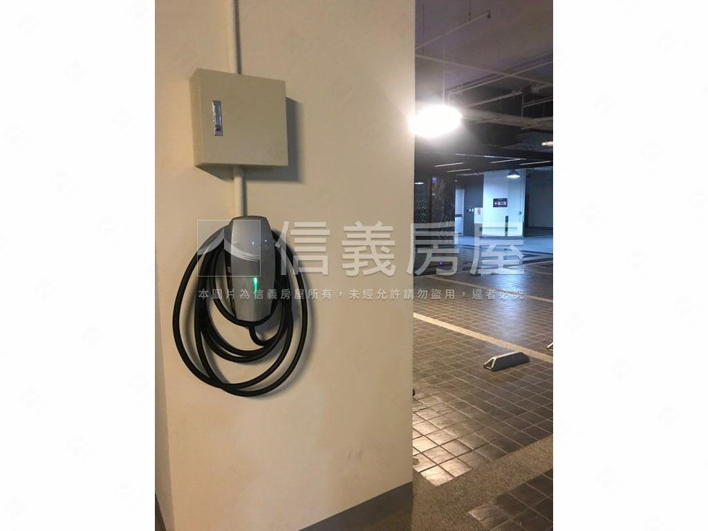 大宅天景買方圓夢誠意可談房屋室內格局與周邊環境