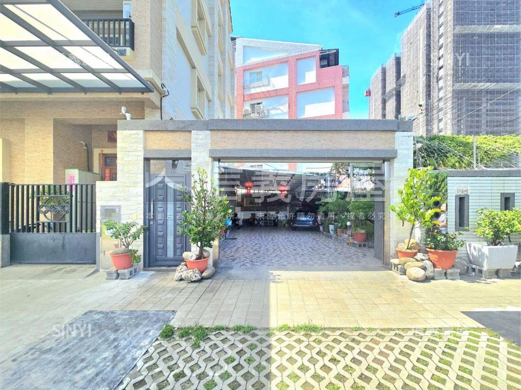 綠意雅致三角窗別墅房屋室內格局與周邊環境