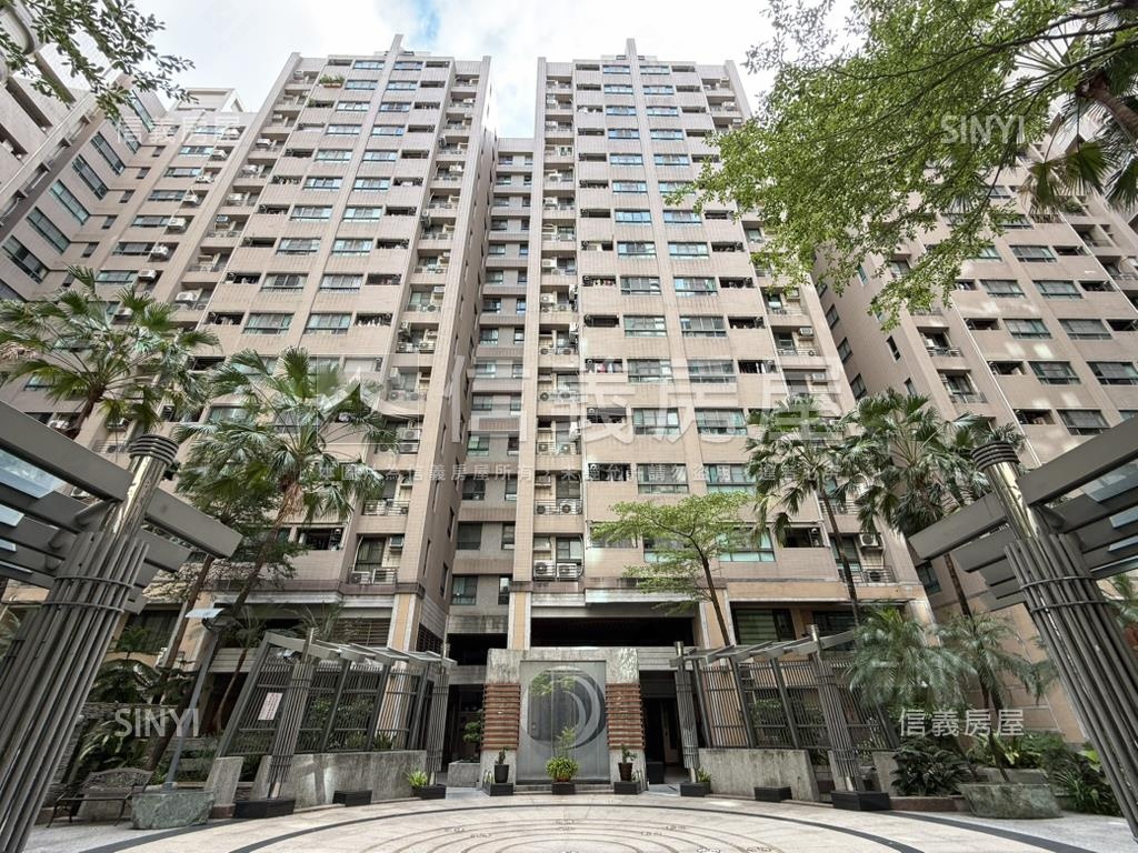 陽光暖心典雅高樓兩房車位房屋室內格局與周邊環境
