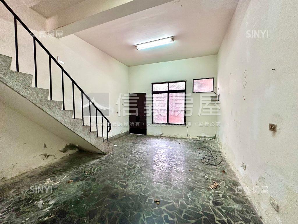 朝南置產自用可停車透天✨房屋室內格局與周邊環境