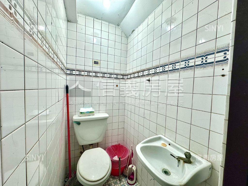 朝南置產自用可停車透天✨房屋室內格局與周邊環境