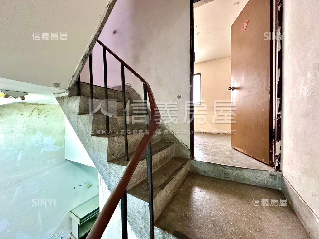 朝南置產自用可停車透天✨房屋室內格局與周邊環境