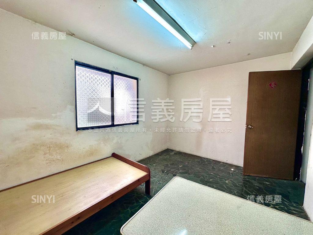 朝南置產自用可停車透天✨房屋室內格局與周邊環境