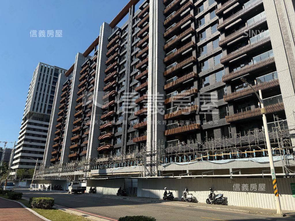 昭揚大河院四房車位房屋室內格局與周邊環境