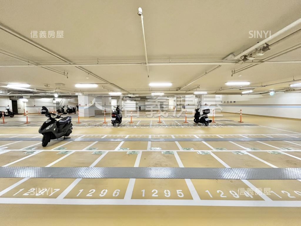 板橋江子翠全新商辦大樓房屋室內格局與周邊環境