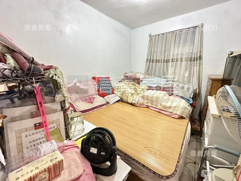稀有平等街２樓房屋室內格局與周邊環境