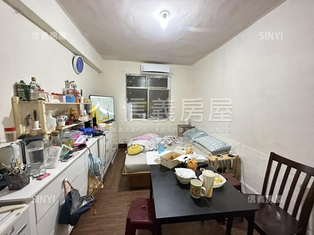 稀有平等街２樓房屋室內格局與周邊環境