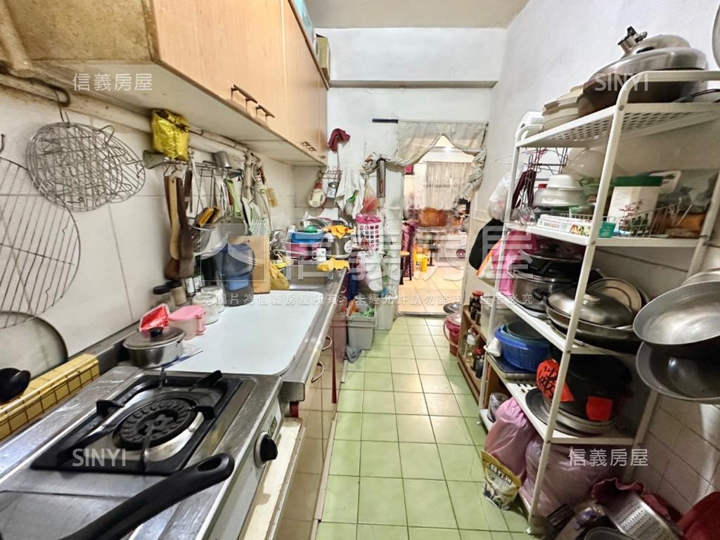 稀有平等街２樓房屋室內格局與周邊環境