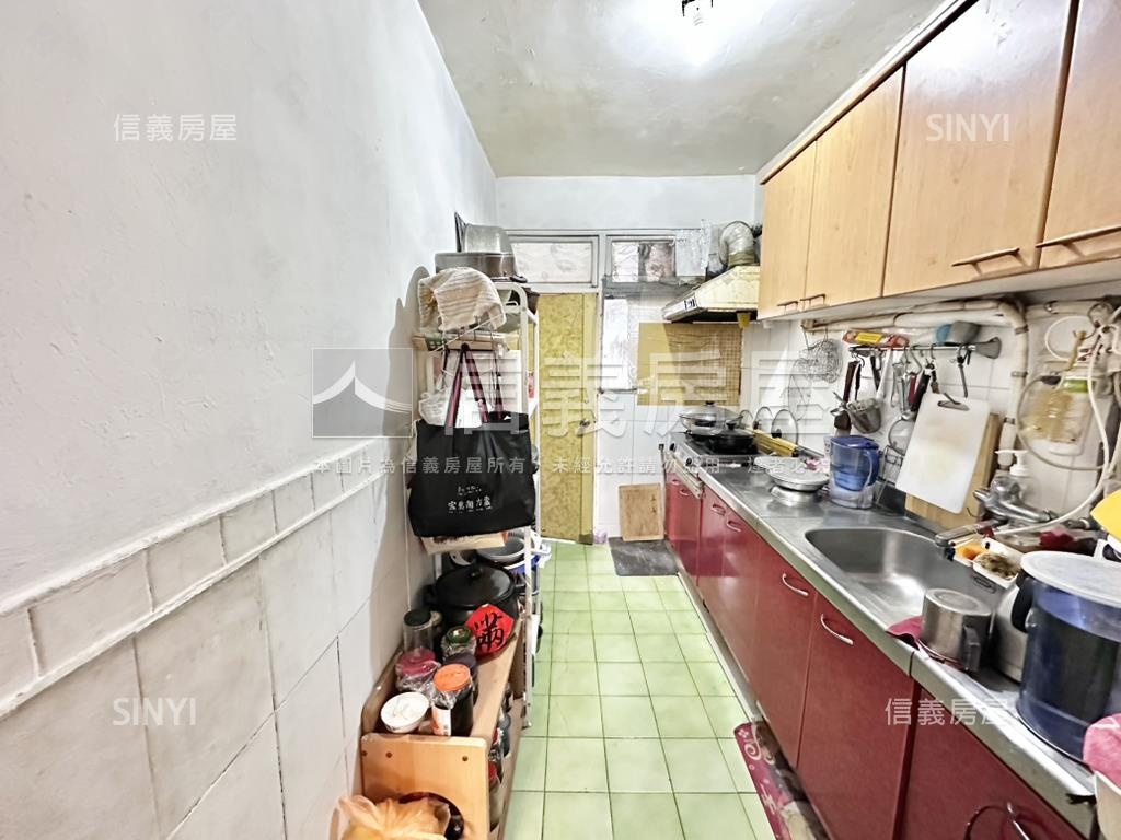 安華公園｜方正公寓２樓房屋室內格局與周邊環境