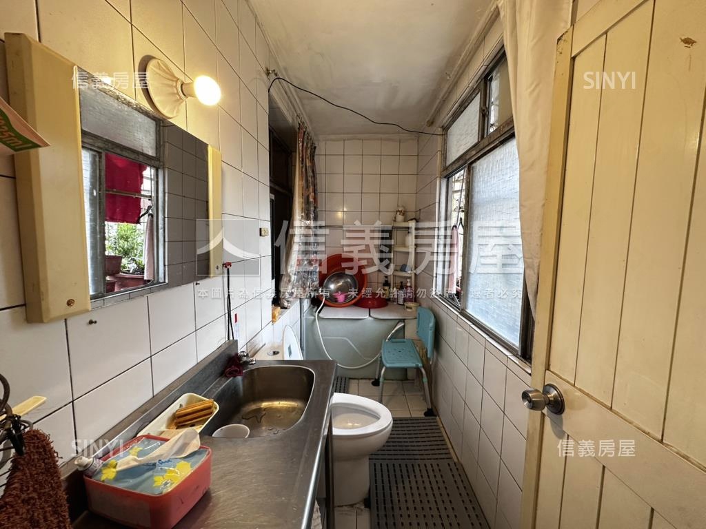 安華公園｜方正公寓２樓房屋室內格局與周邊環境