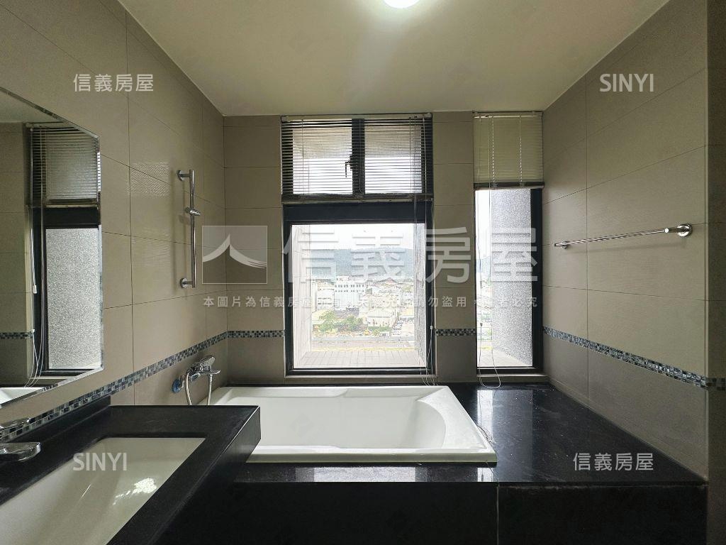 太子雲高樓邊間三房平車房屋室內格局與周邊環境