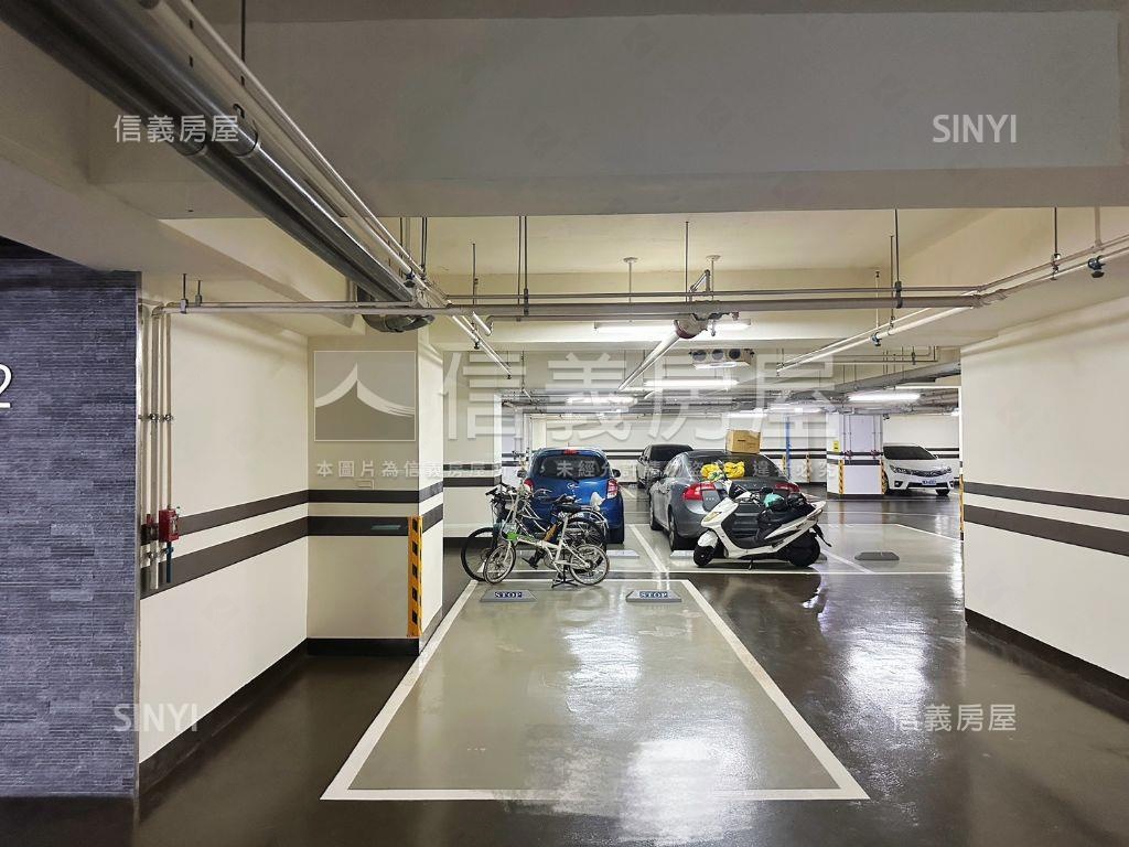 太子雲高樓邊間三房平車房屋室內格局與周邊環境