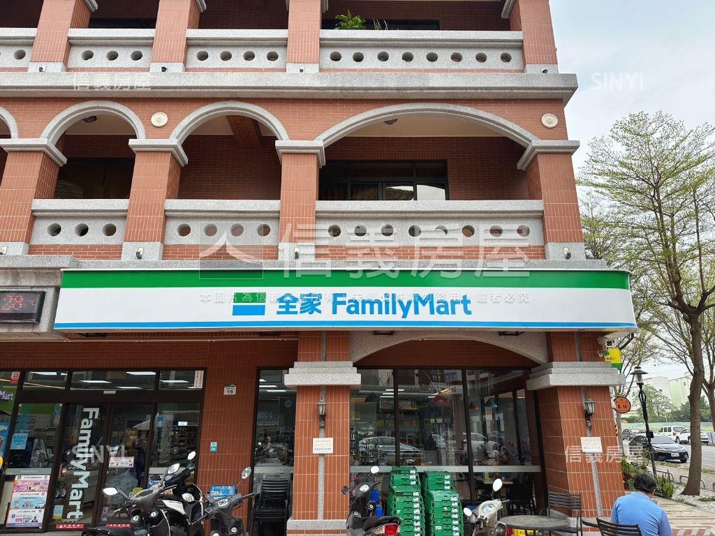 太子雲高樓邊間三房平車房屋室內格局與周邊環境