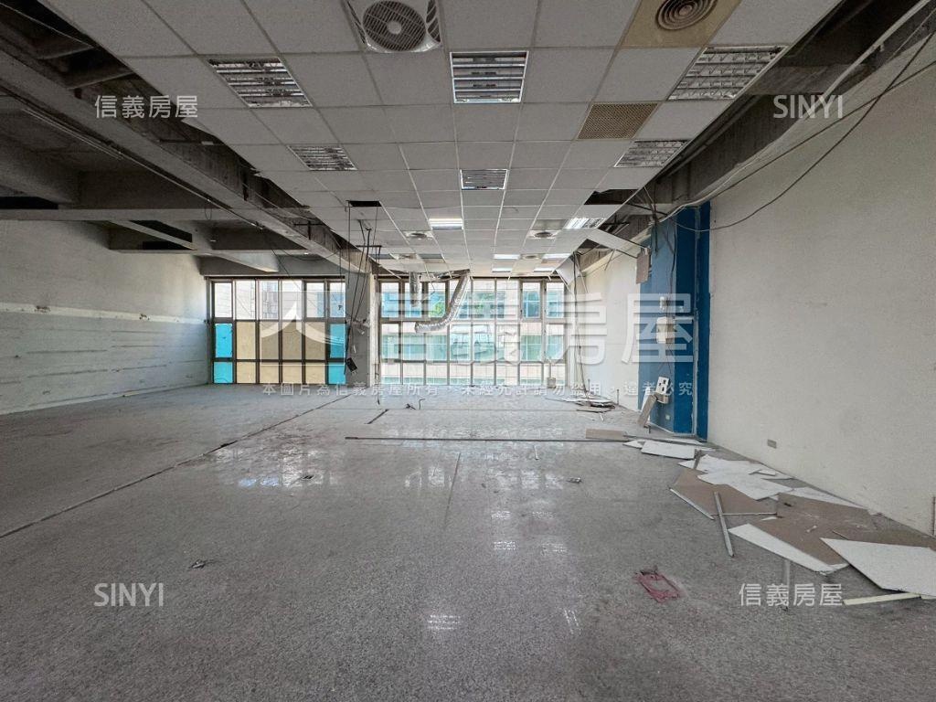西湖內科玻璃帷幕智慧大樓房屋室內格局與周邊環境