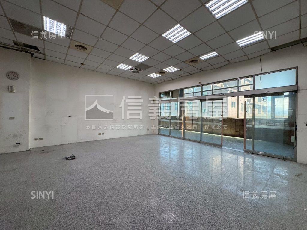 西湖內科玻璃帷幕智慧大樓房屋室內格局與周邊環境