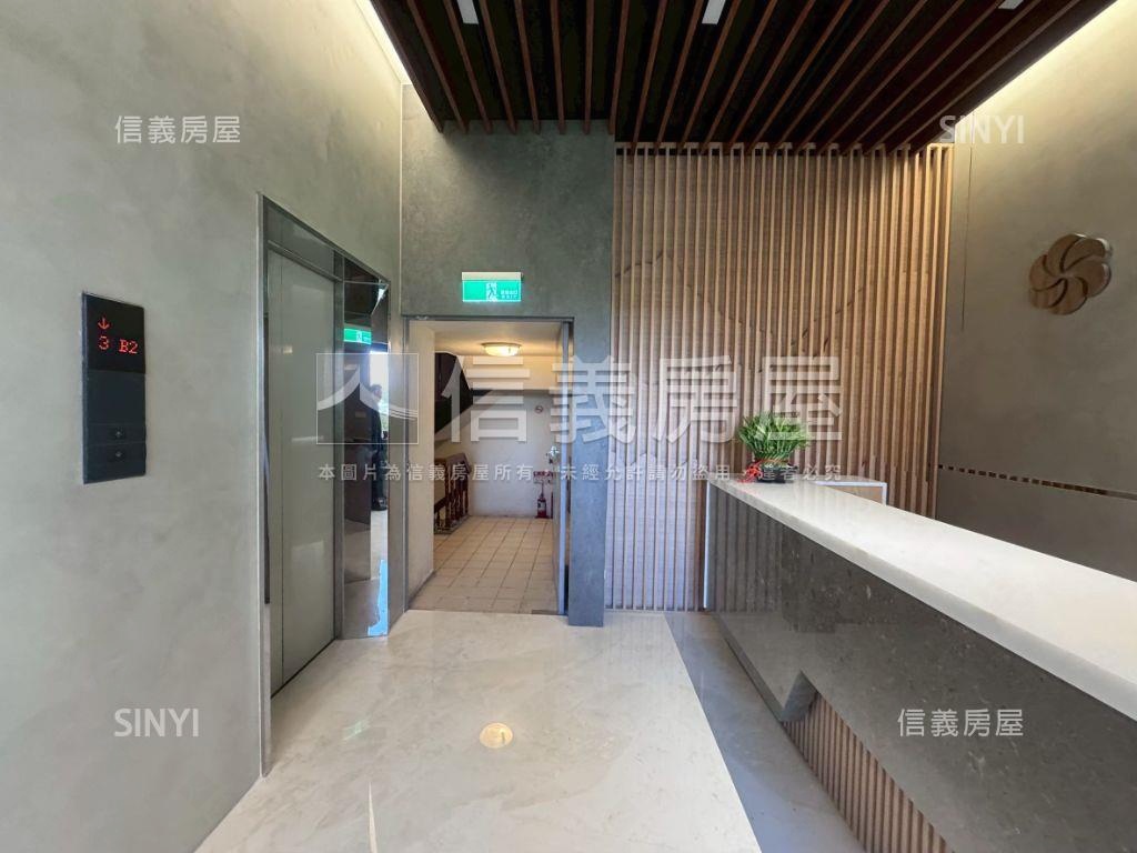 西湖內科玻璃帷幕智慧大樓房屋室內格局與周邊環境