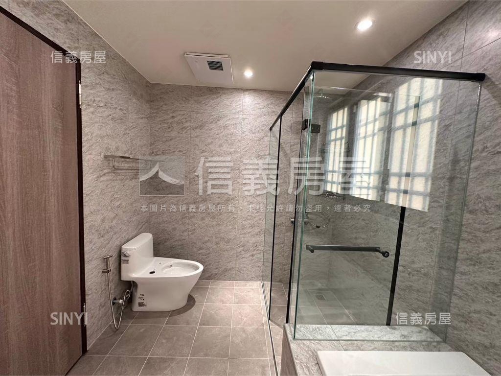 專任佳益大晏美裝別墅登場房屋室內格局與周邊環境