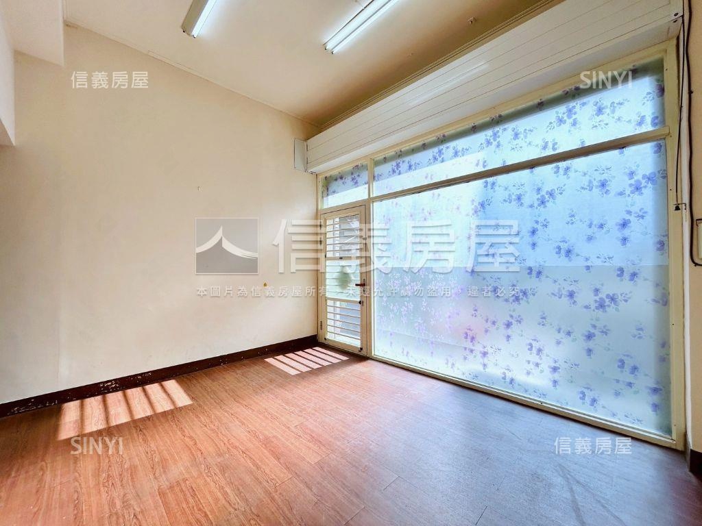 專任近捷運小資店住向錢衝房屋室內格局與周邊環境