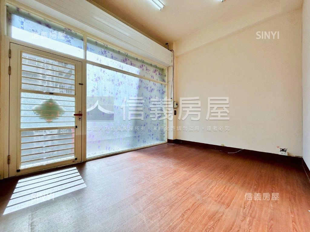 專任近捷運小資店住向錢衝房屋室內格局與周邊環境
