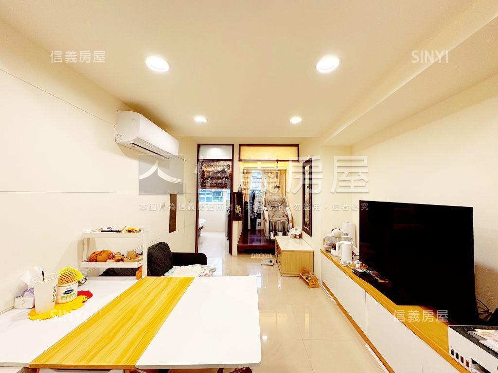稀有中正學區電梯兩房房屋室內格局與周邊環境