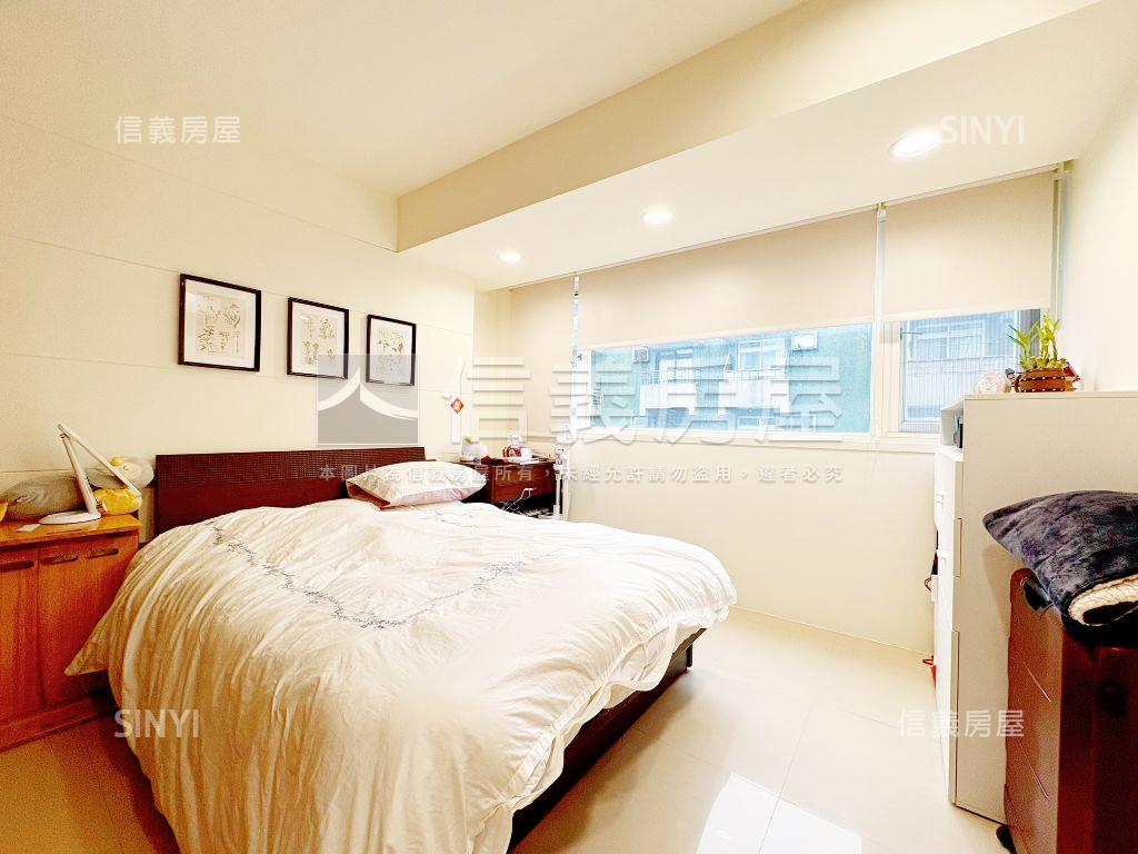 稀有中正學區電梯兩房房屋室內格局與周邊環境