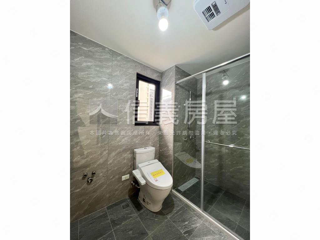 五福臨門．璞玉三房車位房屋室內格局與周邊環境