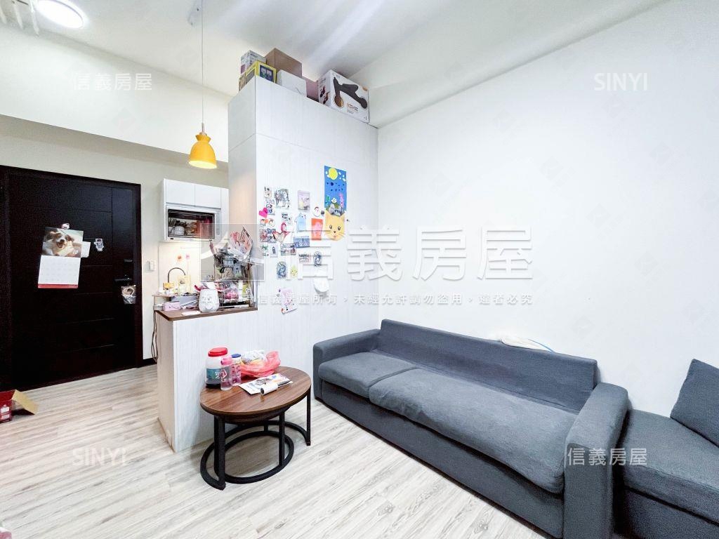 專任首購南屯輕屋齡美兩房房屋室內格局與周邊環境