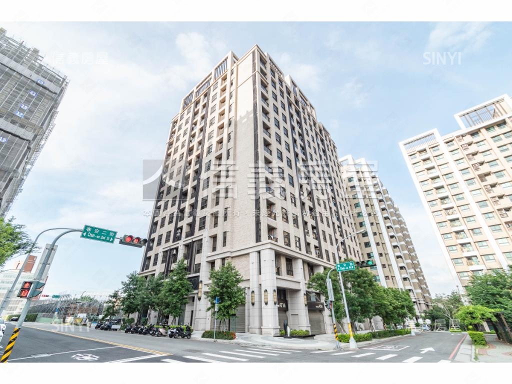 專任首購南屯輕屋齡美兩房房屋室內格局與周邊環境