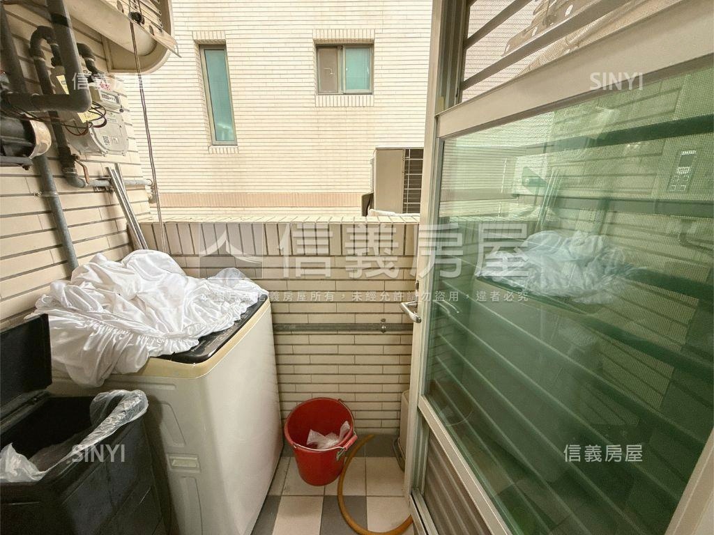 美術館區溫馨兩房平車房屋室內格局與周邊環境